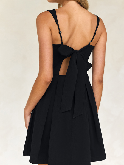 Short Sleeveless Party Dress with Back Bow