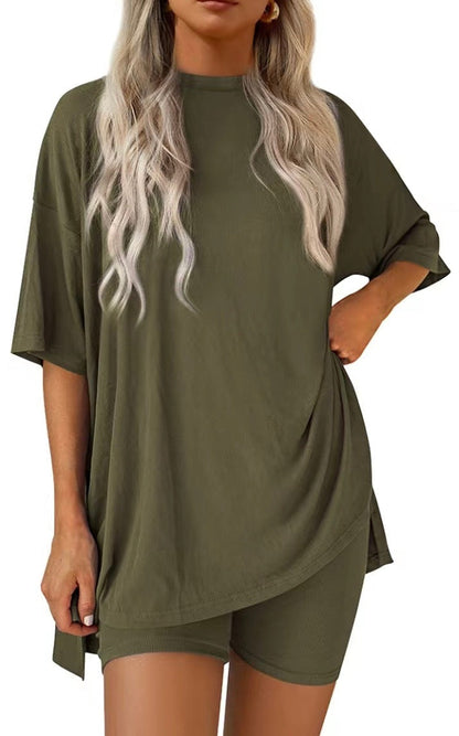 Casual Oversized 2-Piece Lounge Set with Crewneck & Split Hem