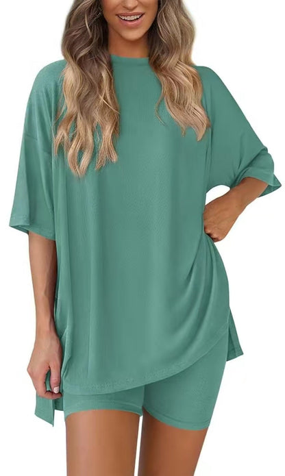 Casual Oversized 2-Piece Lounge Set with Crewneck & Split Hem